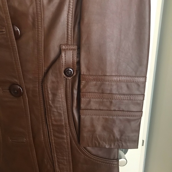 Brand new leather coat - Picture 3 of 8